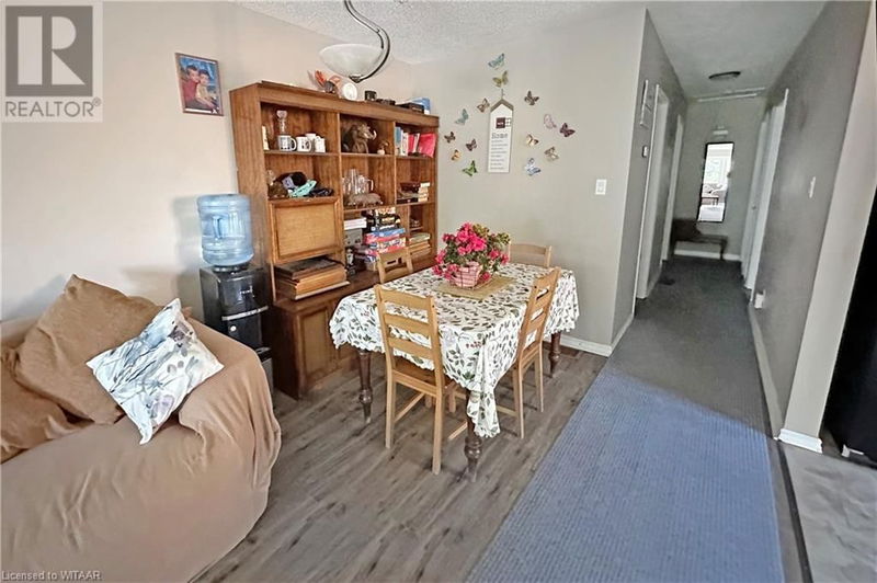 1051 PEARSON Drive  Woodstock, N4S8V1 | Image 8