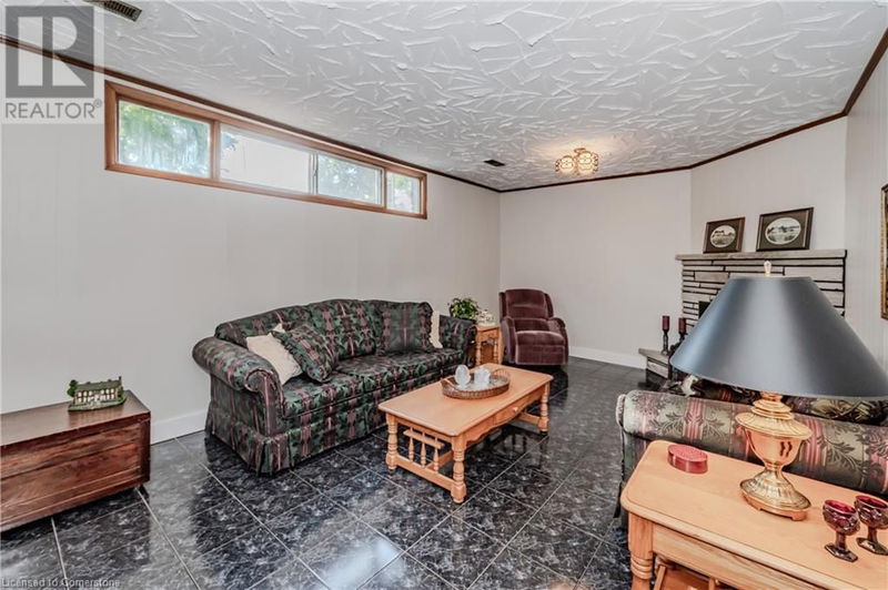 102 INDIAN Road  Kitchener, N2B2S5 | Image 30