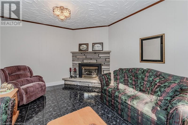 102 INDIAN Road  Kitchener, N2B2S5 | Image 31