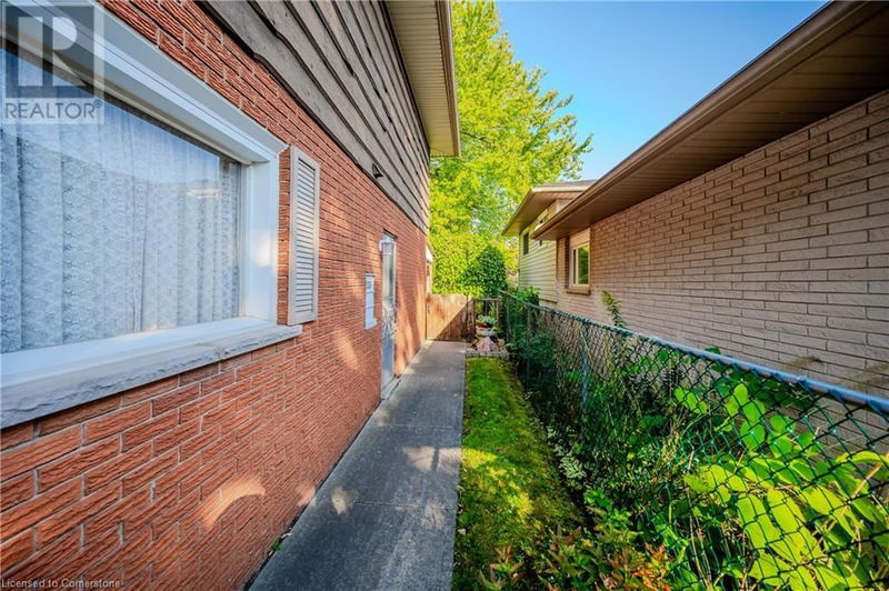 102 INDIAN Road  Kitchener, N2B2S5 | Image 33