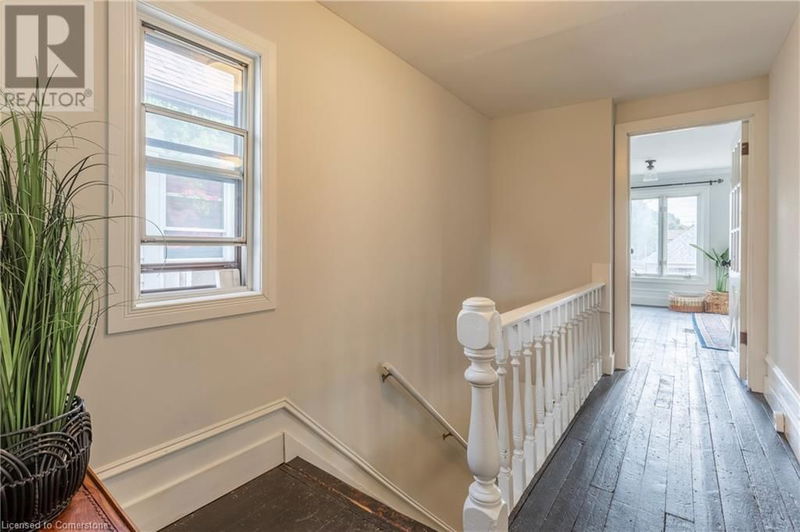 195 ROSSLYN Avenue North Hamilton, L8L7P8 | Image 24