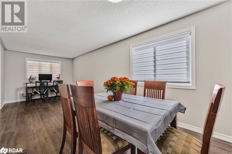 32 JAGGES Drive  Barrie, L4N0W9 | Image 16