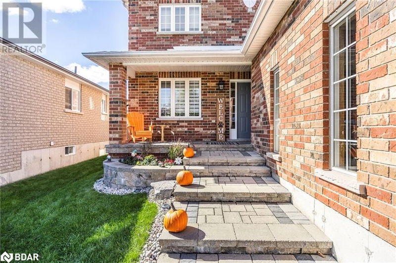 32 JAGGES Drive  Barrie, L4N0W9 | Image 5