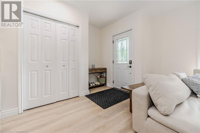 48 TEMPLAR Court  Cambridge, N1S4H1 | Image 2