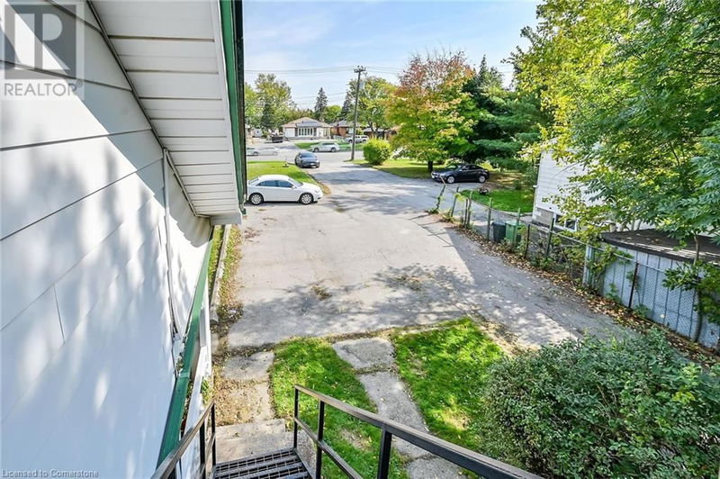 942 UPPER GAGE Avenue  Hamilton, L8V4K9 | Image 46