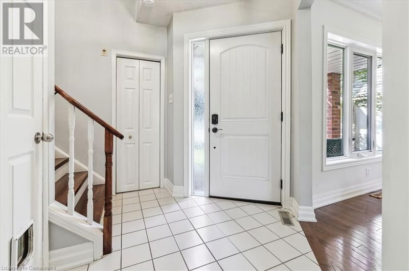 1286 HAMMOND Street  Burlington, L7S2C5 | Image 3