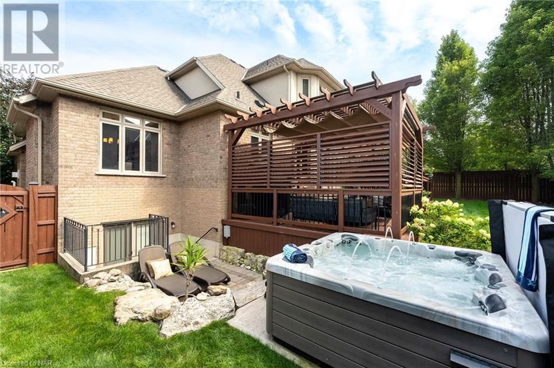 22 RED HAVEN Drive  Niagara-on-the-Lake, L0S1P0 | Image 34