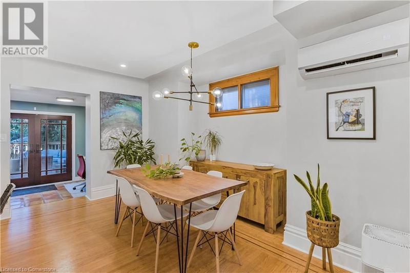 74 HYDE PARK Avenue  Hamilton, L8P4M7 | Image 19