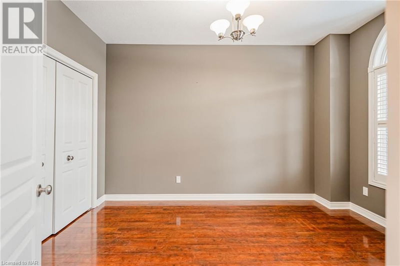 76 AARON Trail  Welland, L3B6G4 | Image 12