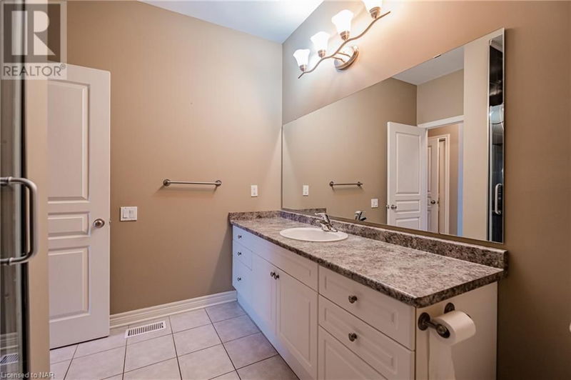 76 AARON Trail  Welland, L3B6G4 | Image 21