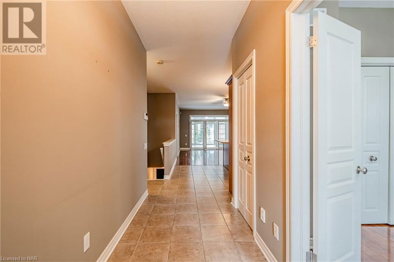 76 AARON Trail  Welland, L3B6G4 | Image 3