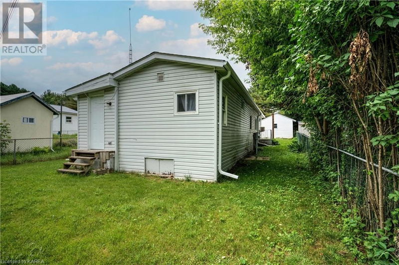 104 ELLISVILLE Road  Seeleys Bay, K0H2N0 | Image 5