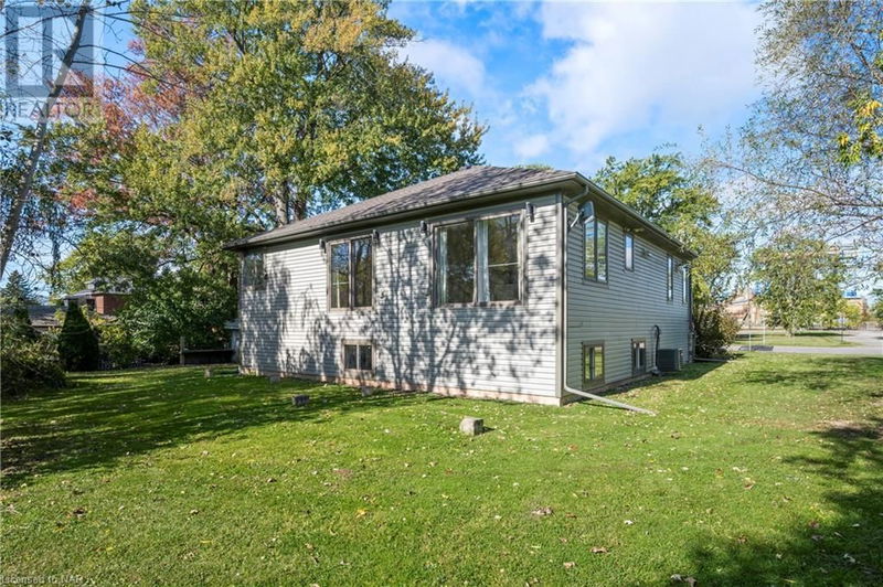 4032 CHIPPAWA Parkway  Niagara Falls, L2G6E4 | Image 5