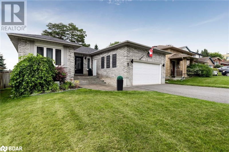 11 MAYFAIR Drive  Barrie, L4N6Y7 | Image 3