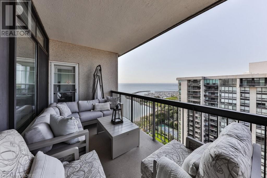 2170 MARINE Drive Unit# PH2 Image 34