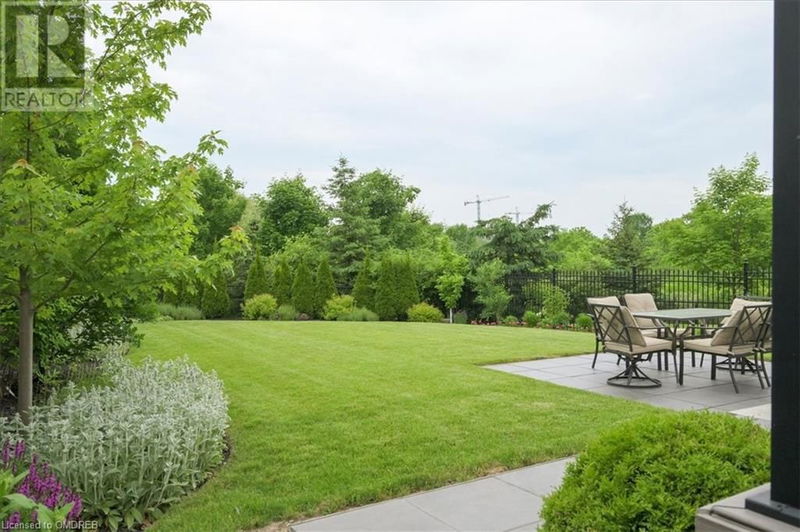 2447 CHATEAU Common  Oakville, L6M0S1 | Image 16