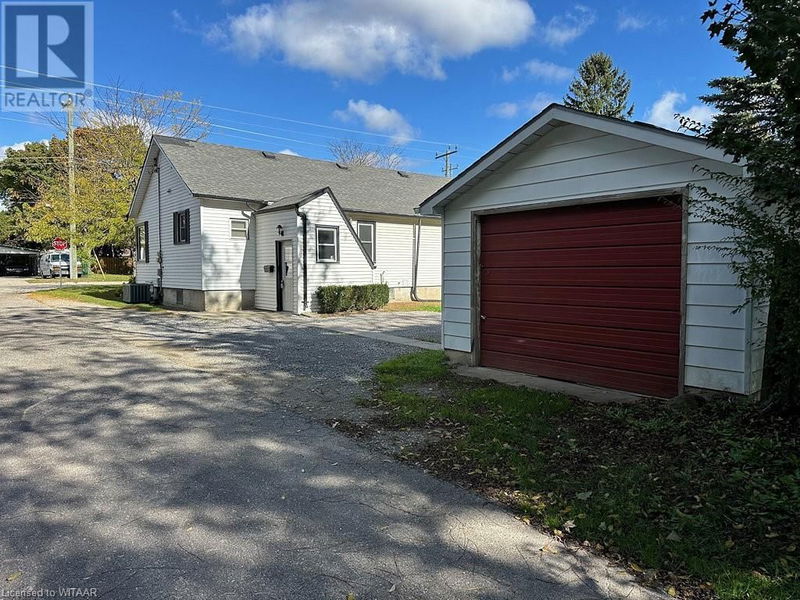 25 FOURTH Street  Tillsonburg, N4G1H1 | Image 3