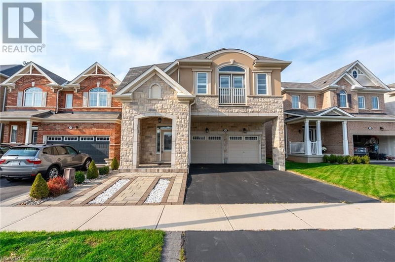 31 FOREST RIDGE Avenue  Waterdown, L0R2H8 | Image 1