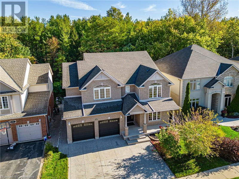 740 CEDAR BEND Drive  Waterloo, N2V2R6 | Image 4