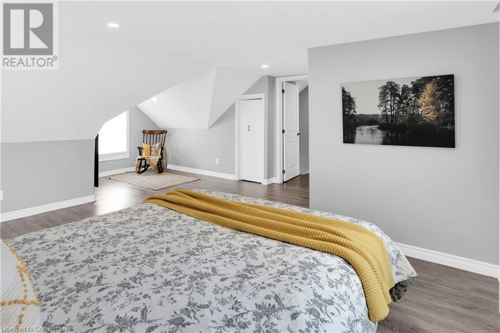 456 LAKEVIEW ROAD Image 16