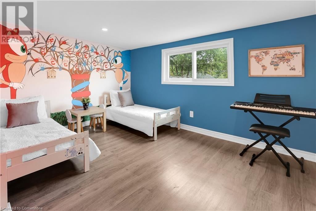 456 LAKEVIEW ROAD Image 18