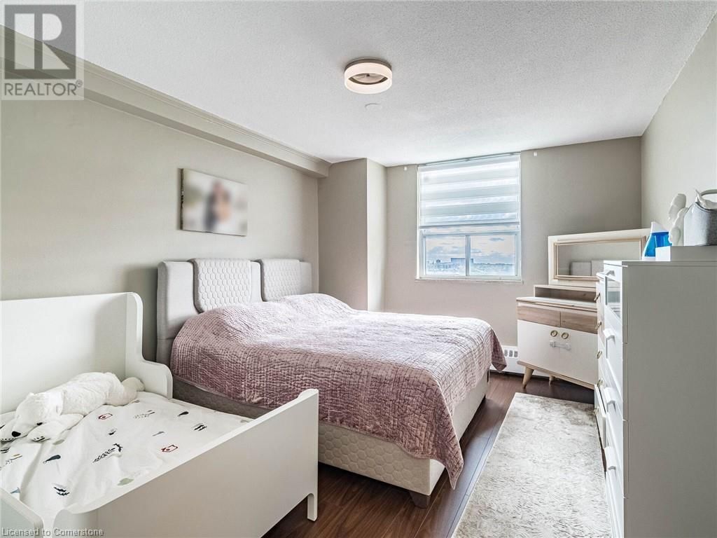 80 GRANDRAVINE Drive Unit# 706 Image 24