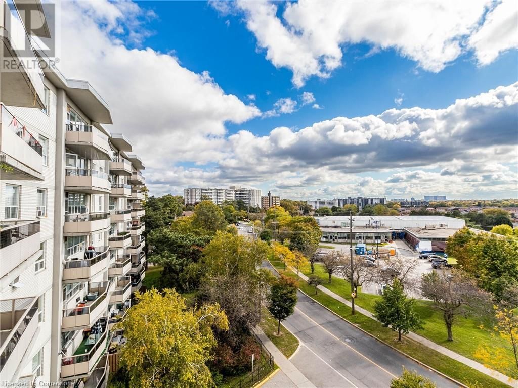 80 GRANDRAVINE Drive Unit# 706 Image 31