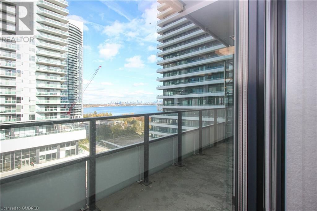 20 SHORE BREEZE Drive Unit# 2306 Image 37