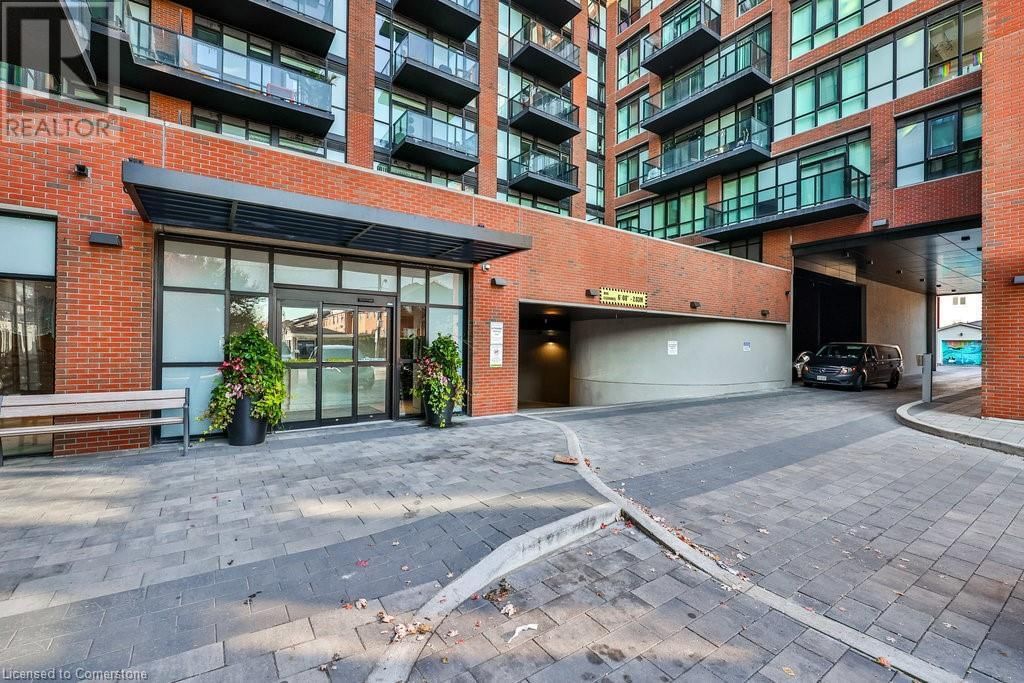 2300 ST CLAIR Avenue W Unit# 718 Image 47