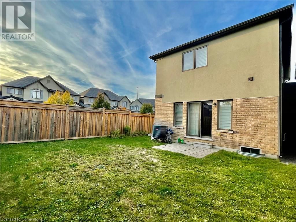 60 DODMAN Crescent Image 3