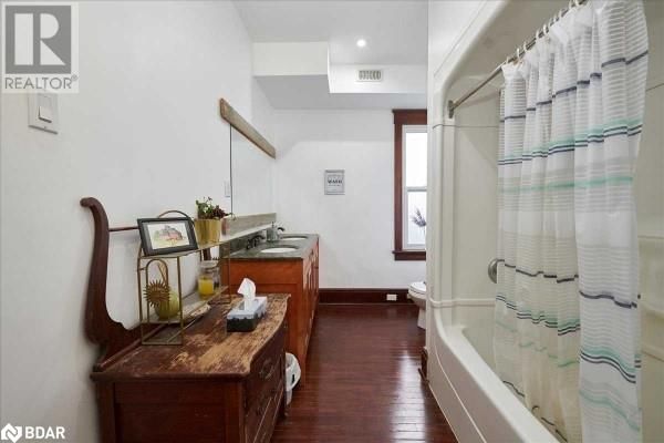 15 FRANCES Street N Image 7