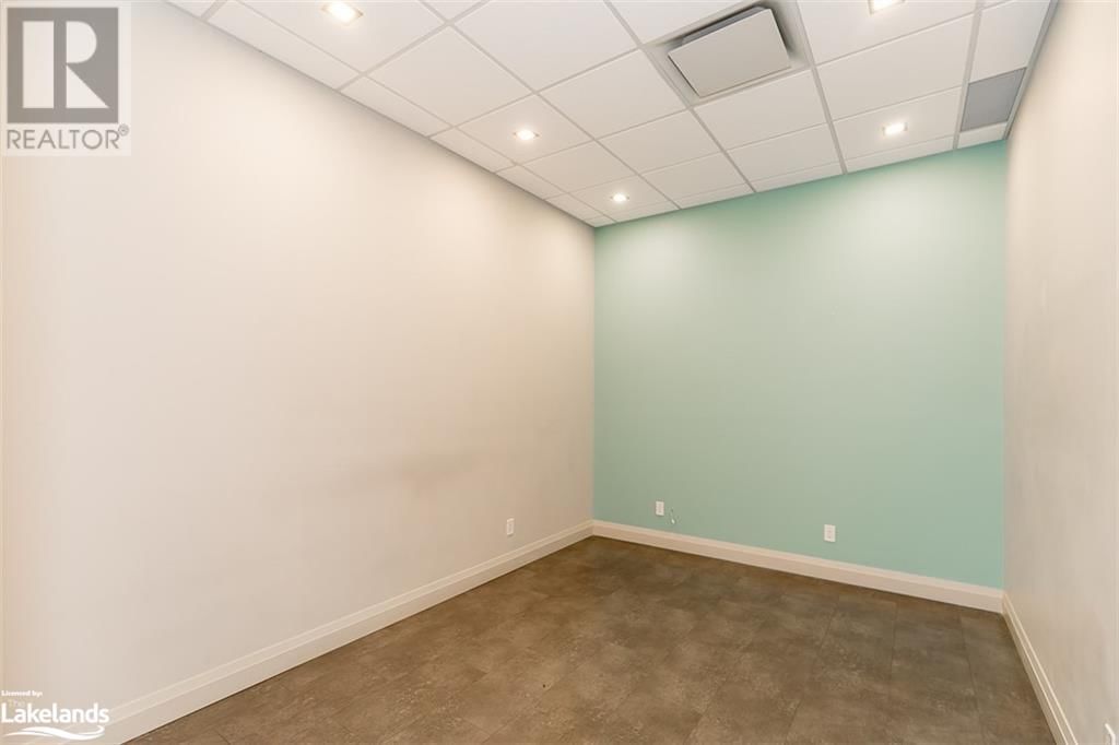 371 YONGE Street Unit# 1 Image 32