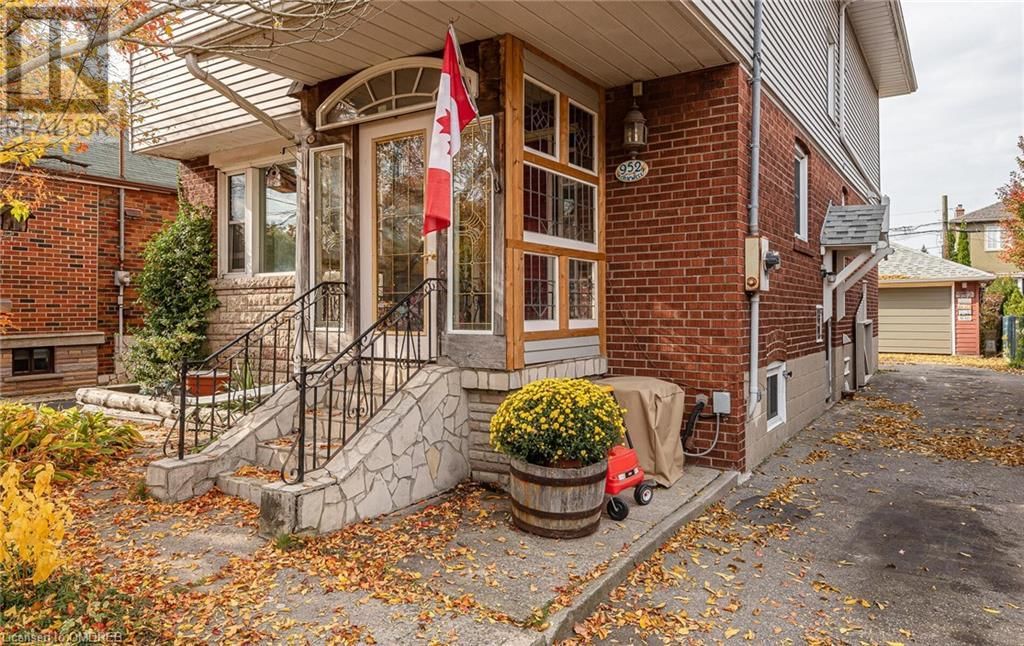 952 COXWELL Avenue Image 2