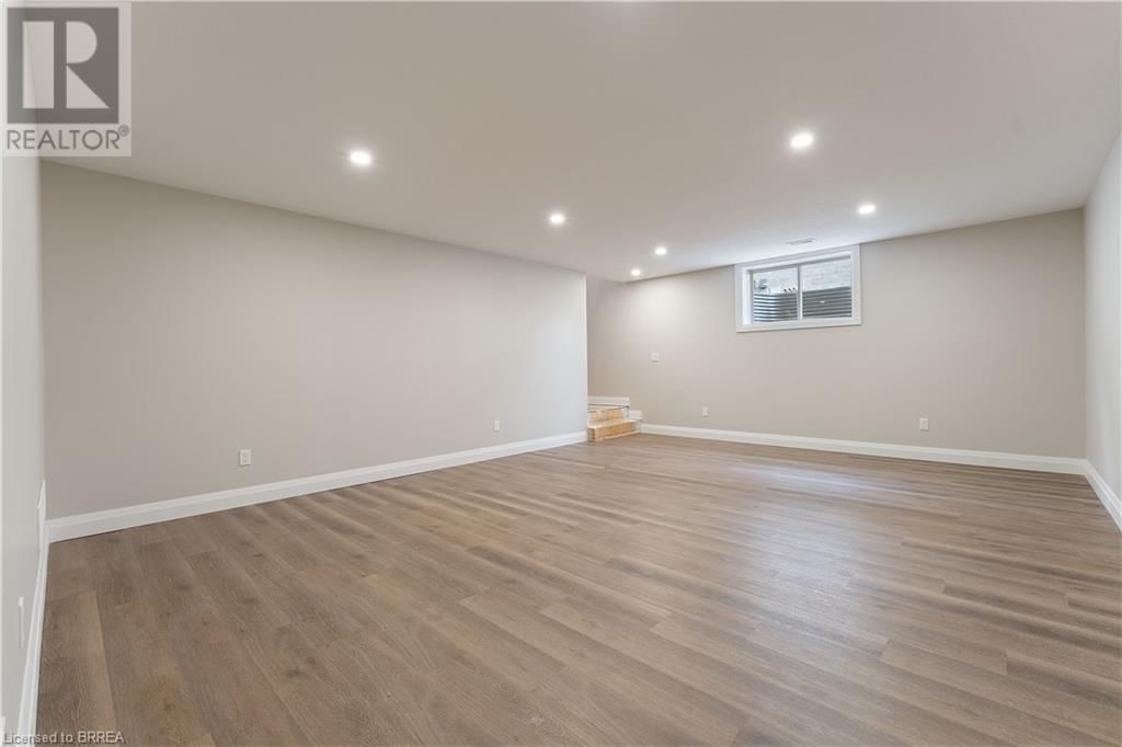 106 JUDD DRIVE Image 32