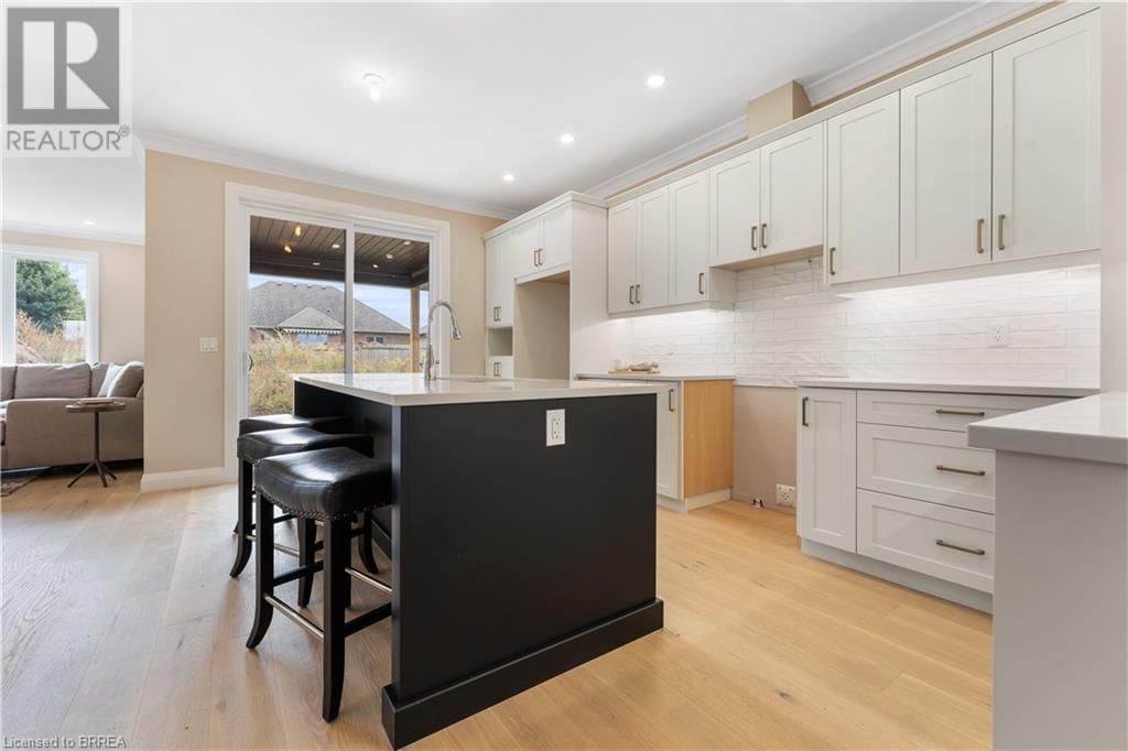 110 JUDD DRIVE Image 14