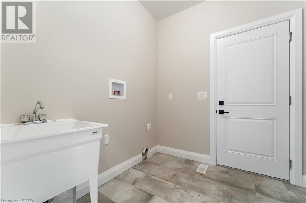 110 JUDD DRIVE Image 25