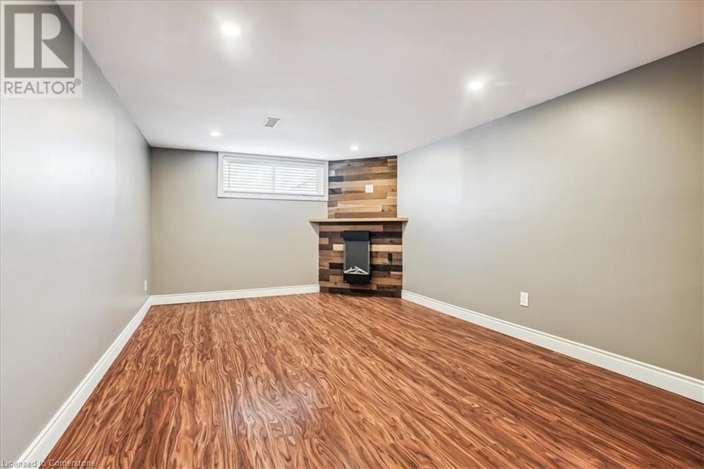 1 RENO Avenue Unit# Basement Image 12