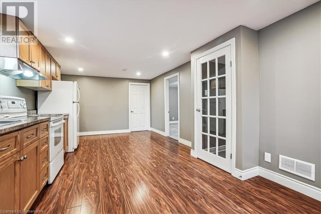 1 RENO Avenue Unit# Basement Image 7