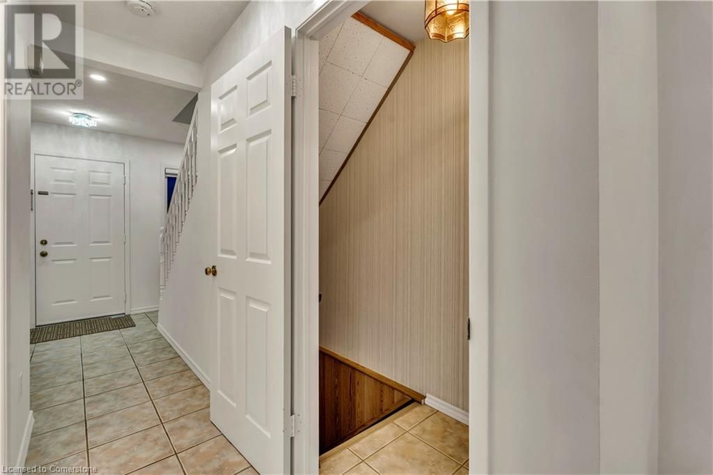 524 BEECHWOOD Drive Unit# 2 Image 31