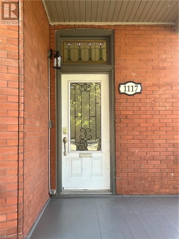 1117 RICHMOND Street Image 4