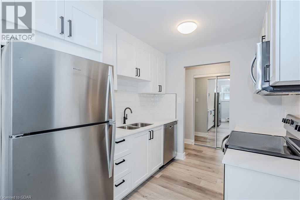 10 GLENBROOK Drive Unit# 204 Image 1