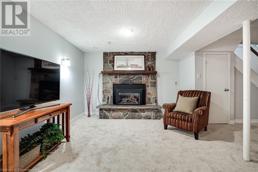 2301 CAVENDISH Drive Unit# 106 Image 34