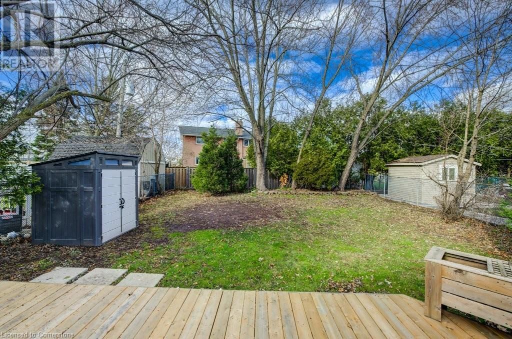 582 CHAMBERLAIN ROAD Image 45