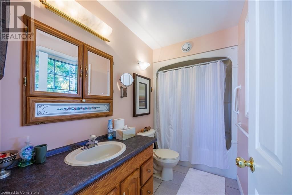 648 FRONT ROAD Image 15