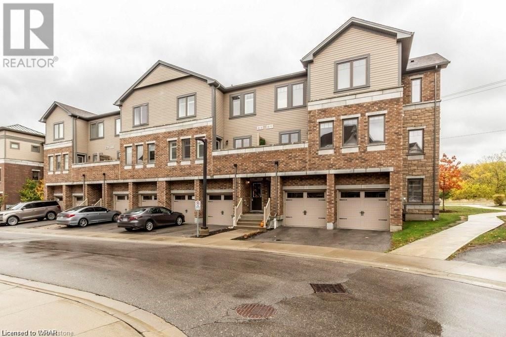 70 WILLOWRUN Drive Unit# H4 Image 1