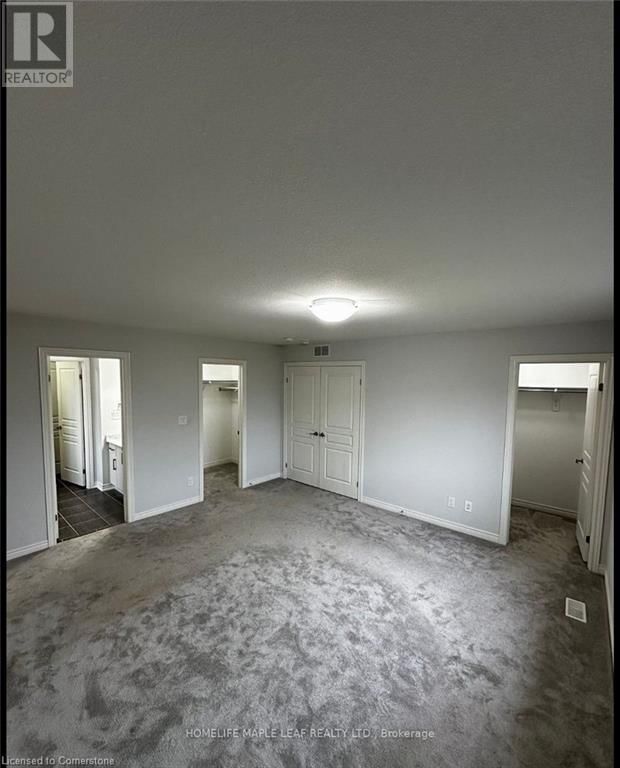 13 RILEY Avenue Image 12