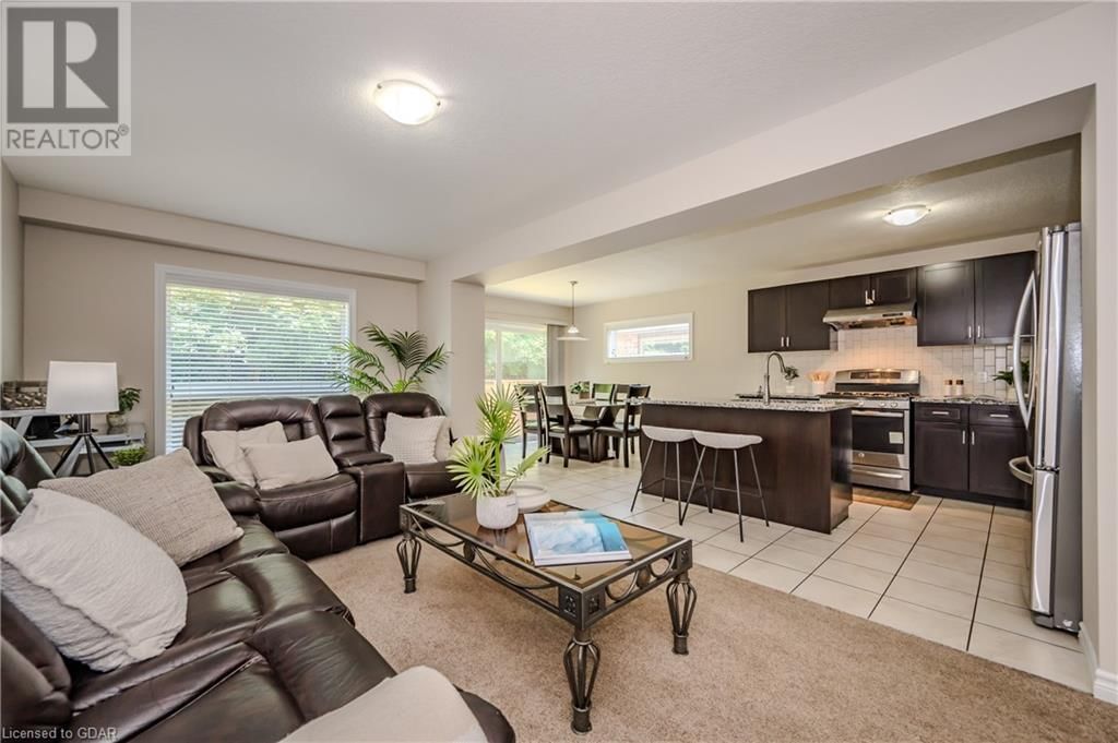 12 SUMMERFIELD Drive Image 6