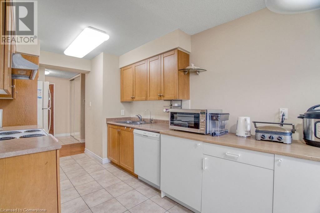 156 ENFIELD Place Unit# 2107 Image 10