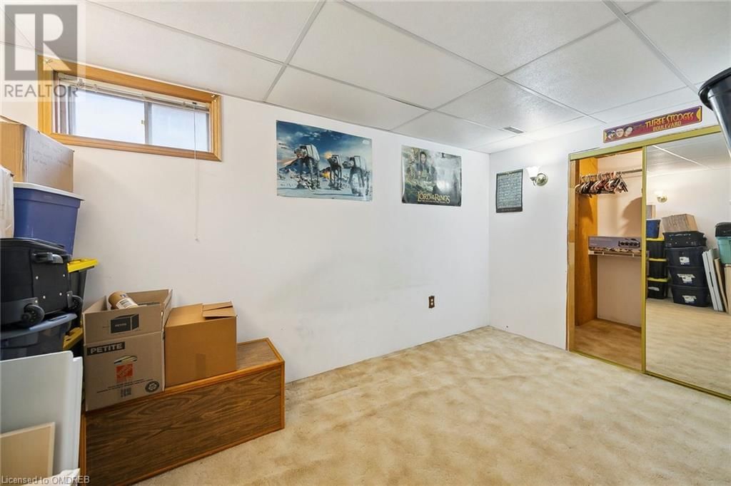 2722 KINGSWAY Drive Image 35