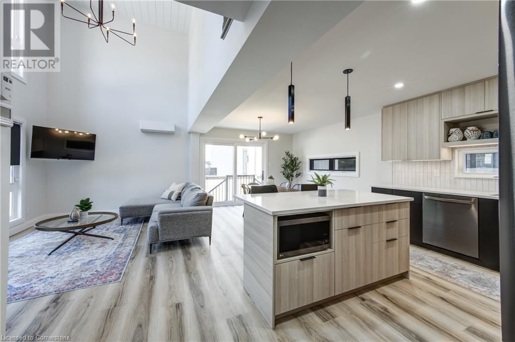 57 CENTRE ST Image 9